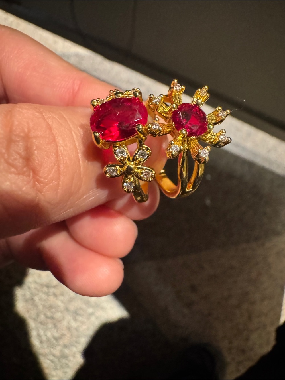 2 Rings Red Crystal Flower Rings - Women Jewelry - Picture 6 of 10